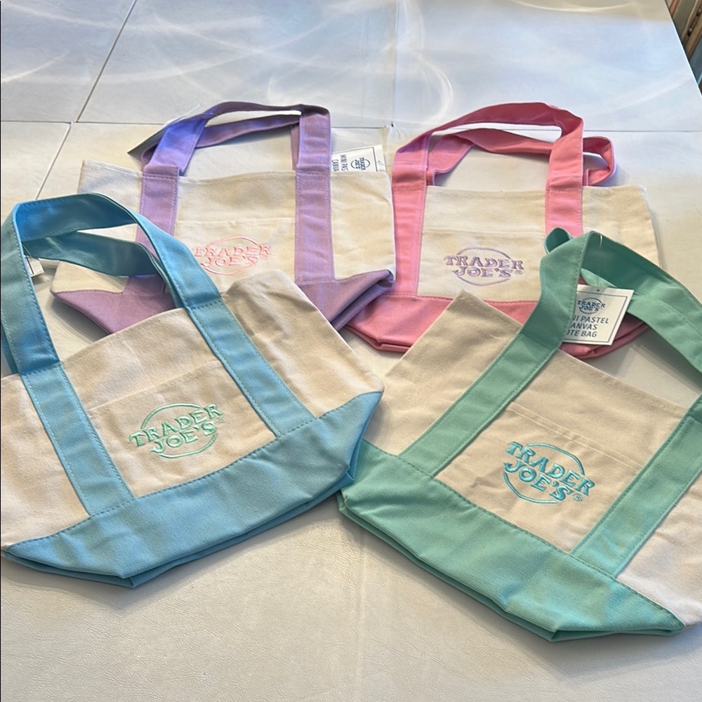 Trader Joe's Canvas Tote Bags Set NWT